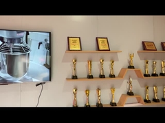 বাণিজ্যিক বেকিং সরঞ্জাম