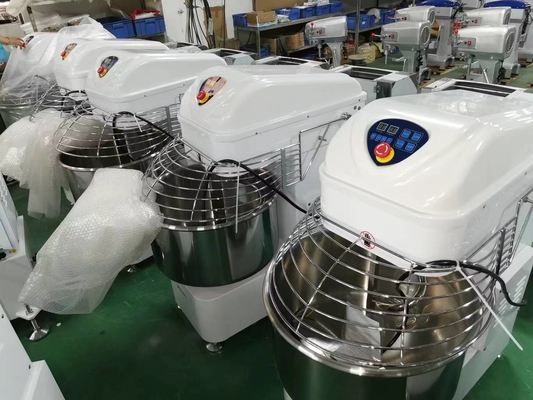 ক্ষমতা 80L স্পিরাল মিশুক 17.8 Rpm ট্যাংক গতি রান্না সরঞ্জাম ফাস্ট ফুড রান্নাঘর সরঞ্জাম