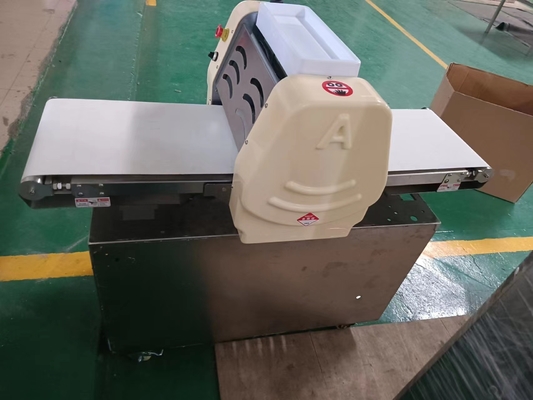 700*700*560MM GL-370 রেস্তোরাঁর রান্নার সরঞ্জাম বহুমুখী মেনু বিকল্পগুলির জন্য