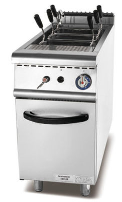 সিলভার রান্নাঘর রান্না সরঞ্জাম যান্ত্রিক নিয়ন্ত্রণ প্যানেল এবং 220V-240V ভোল্টেজ সঙ্গে